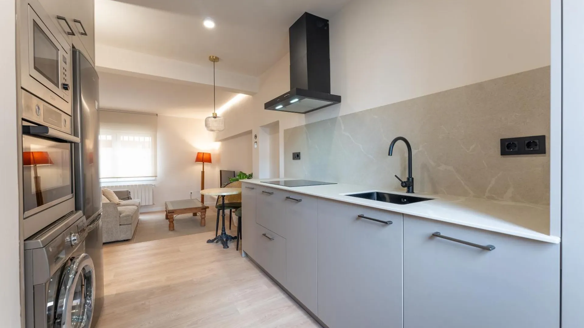 Centro Santander Apartment - Close To The Beach